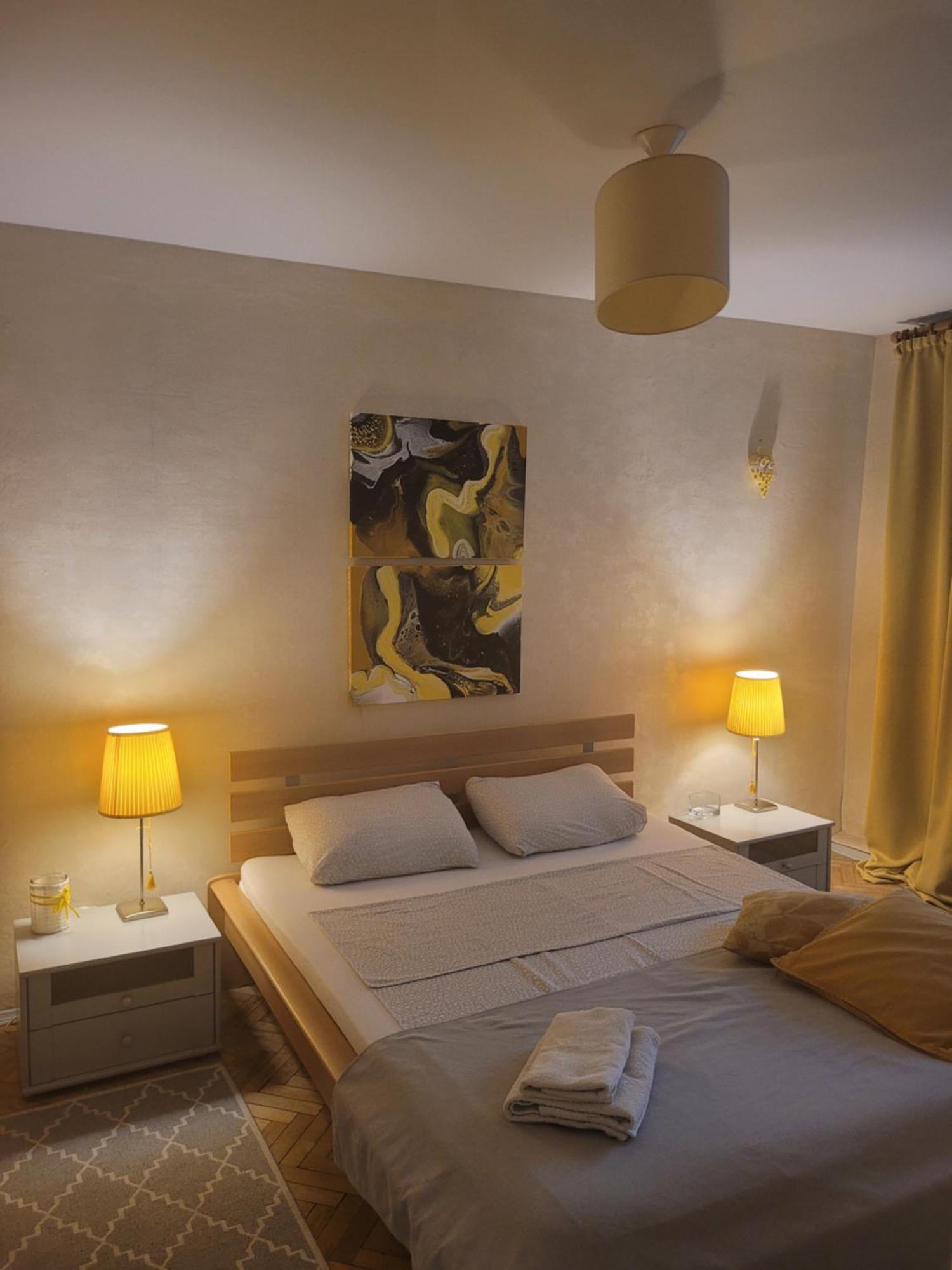 Sunflower Apartment Near Kiev Airport & Railway Station & Center City! 外观 照片
