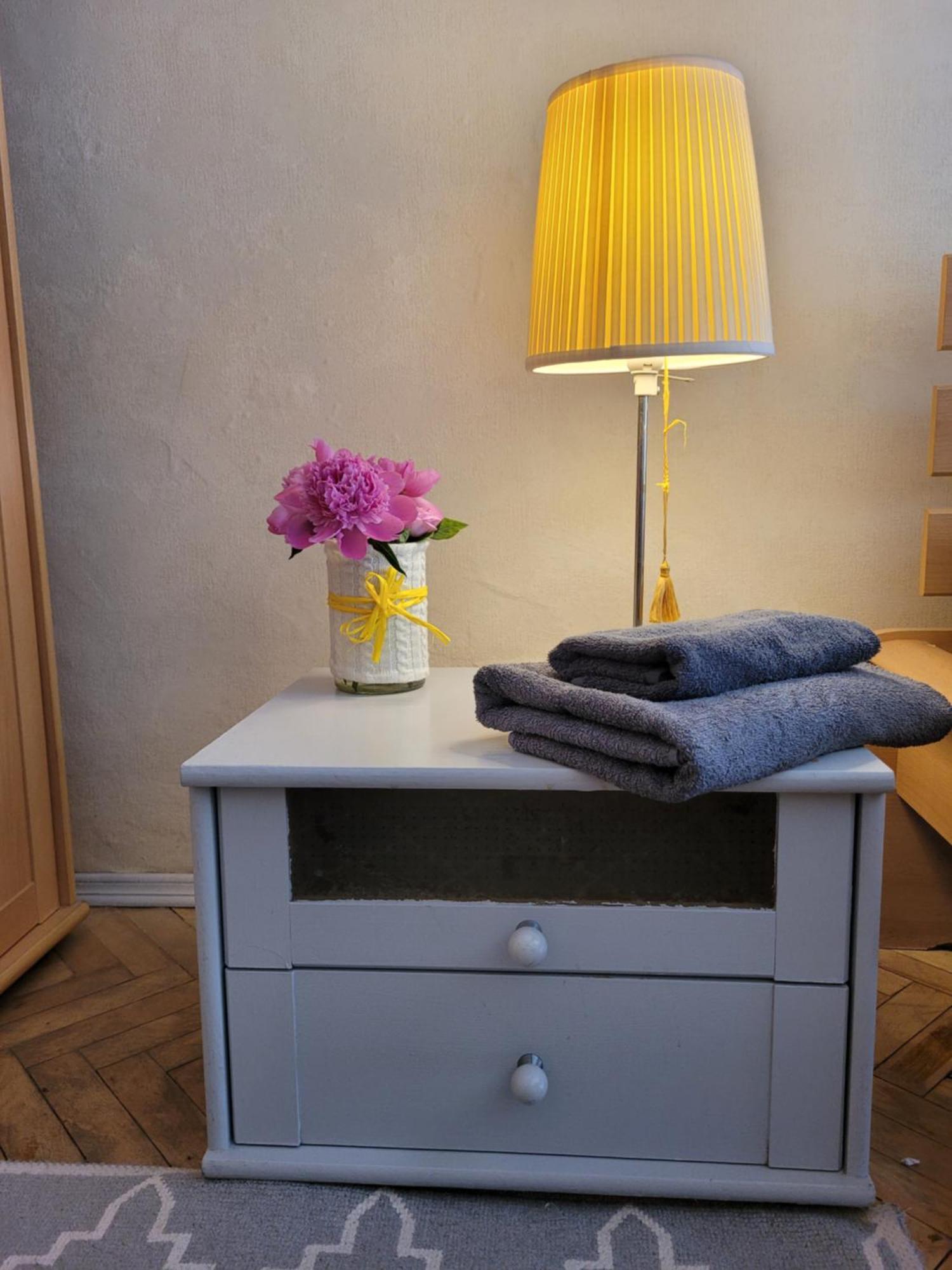 Sunflower Apartment Near Kiev Airport & Railway Station & Center City! 外观 照片
